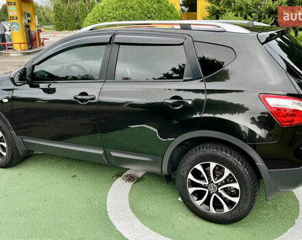 Черный Ниссан Кашкай, объемом двигателя 1.5 л и пробегом 220 тыс. км за 10950 $, фото 2 на Automoto.ua