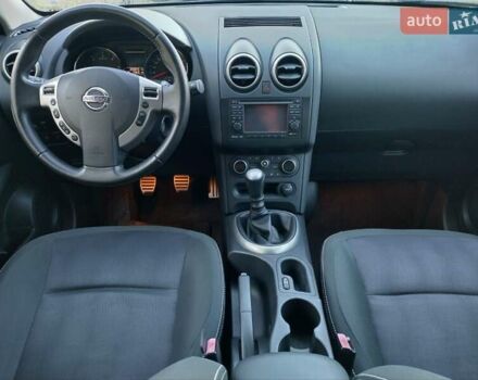 Чорний Ніссан Кашкай, об'ємом двигуна 1.6 л та пробігом 235 тис. км за 10750 $, фото 19 на Automoto.ua
