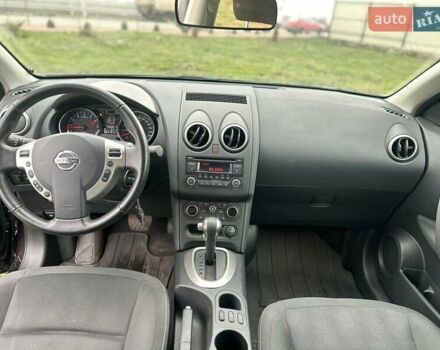 Черный Ниссан Кашкай, объемом двигателя 1.6 л и пробегом 114 тыс. км за 11999 $, фото 6 на Automoto.ua