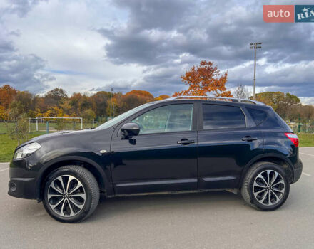 Черный Ниссан Кашкай, объемом двигателя 1.5 л и пробегом 213 тыс. км за 10900 $, фото 2 на Automoto.ua