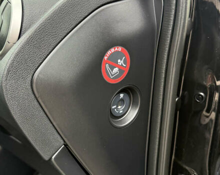 Чорний Ніссан Кашкай, об'ємом двигуна 1.6 л та пробігом 178 тис. км за 12200 $, фото 80 на Automoto.ua