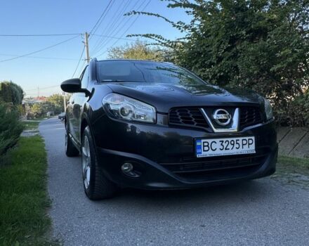 Черный Ниссан Кашкай, объемом двигателя 1.6 л и пробегом 295 тыс. км за 12200 $, фото 1 на Automoto.ua