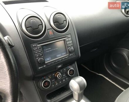 Черный Ниссан Кашкай, объемом двигателя 2 л и пробегом 184 тыс. км за 13600 $, фото 56 на Automoto.ua