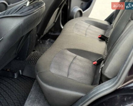 Ниссан Кашкай 2012 в Днепре (Днепропетровске) на Automoto.ua Черный Ниссан Кашкай, объемом двигателя 1.6 л и пробегом 211 тыс. км за 11500 $, фото 7 на Automoto.ua