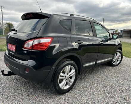 Черный Ниссан Кашкай, объемом двигателя 1.6 л и пробегом 191 тыс. км за 11550 $, фото 4 на Automoto.ua