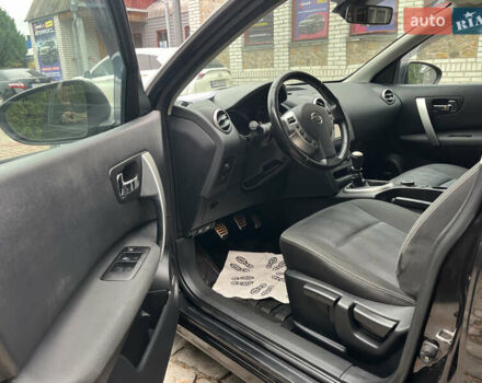 Черный Ниссан Кашкай, объемом двигателя 1.6 л и пробегом 219 тыс. км за 11350 $, фото 10 на Automoto.ua