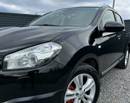 Черный Ниссан Кашкай, объемом двигателя 1.6 л и пробегом 189 тыс. км за 11550 $, фото 17 на Automoto.ua