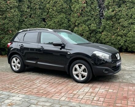 Черный Ниссан Кашкай, объемом двигателя 1.6 л и пробегом 230 тыс. км за 11000 $, фото 1 на Automoto.ua