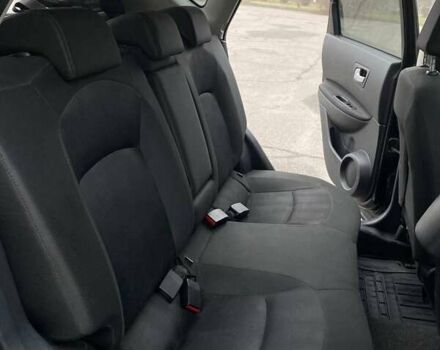 Черный Ниссан Кашкай, объемом двигателя 1.6 л и пробегом 252 тыс. км за 11700 $, фото 10 на Automoto.ua