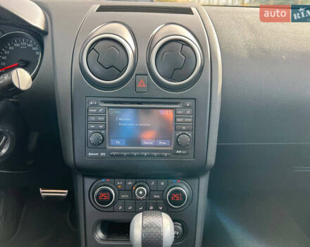 Чорний Ніссан Кашкай, об'ємом двигуна 2 л та пробігом 240 тис. км за 12900 $, фото 50 на Automoto.ua