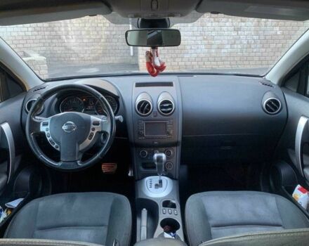 Черный Ниссан Кашкай, объемом двигателя 2 л и пробегом 185 тыс. км за 11000 $, фото 4 на Automoto.ua