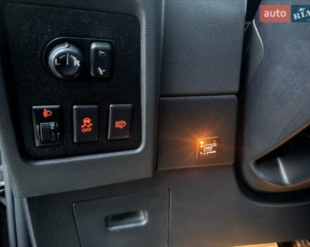 Черный Ниссан Кашкай, объемом двигателя 2 л и пробегом 229 тыс. км за 12999 $, фото 17 на Automoto.ua