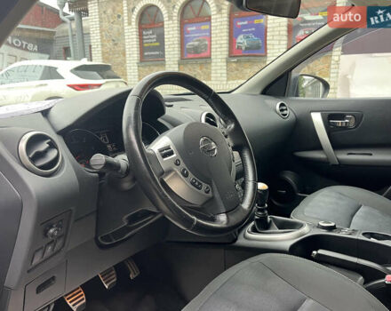 Черный Ниссан Кашкай, объемом двигателя 1.6 л и пробегом 219 тыс. км за 11350 $, фото 12 на Automoto.ua