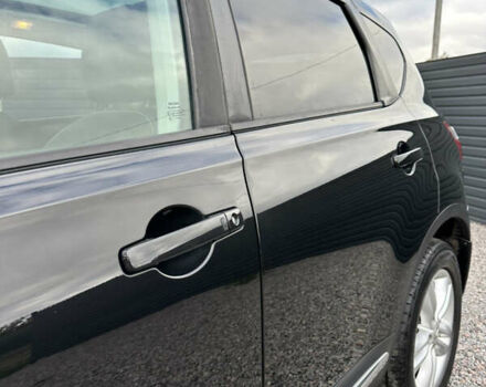 Черный Ниссан Кашкай, объемом двигателя 1.6 л и пробегом 189 тыс. км за 11550 $, фото 20 на Automoto.ua