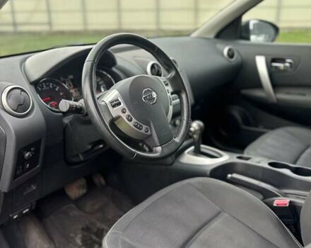 Черный Ниссан Кашкай, объемом двигателя 1.6 л и пробегом 114 тыс. км за 11999 $, фото 5 на Automoto.ua