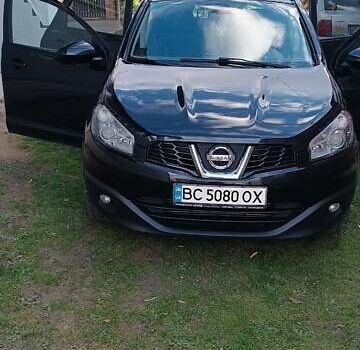 Черный Ниссан Кашкай, объемом двигателя 1.5 л и пробегом 275 тыс. км за 10800 $, фото 3 на Automoto.ua