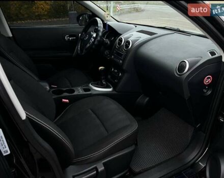 Черный Ниссан Кашкай, объемом двигателя 1.6 л и пробегом 196 тыс. км за 10500 $, фото 10 на Automoto.ua