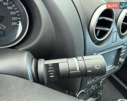 Черный Ниссан Кашкай, объемом двигателя 2 л и пробегом 240 тыс. км за 12599 $, фото 31 на Automoto.ua