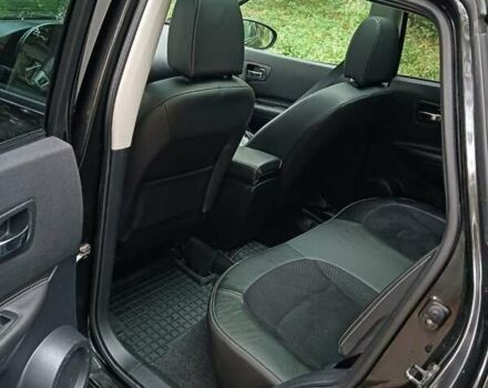 Черный Ниссан Кашкай, объемом двигателя 1.5 л и пробегом 210 тыс. км за 12500 $, фото 9 на Automoto.ua