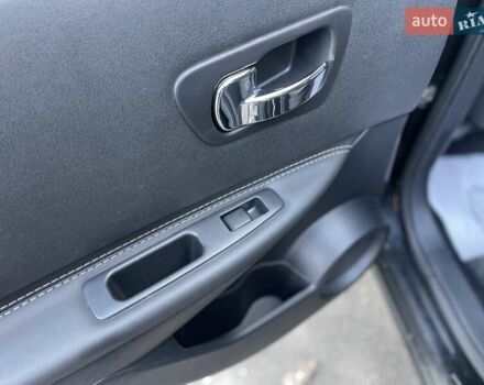 Чорний Ніссан Кашкай, об'ємом двигуна 1.6 л та пробігом 224 тис. км за 12400 $, фото 23 на Automoto.ua