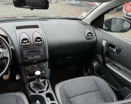 Черный Ниссан Кашкай, объемом двигателя 1.6 л и пробегом 263 тыс. км за 11700 $, фото 21 на Automoto.ua