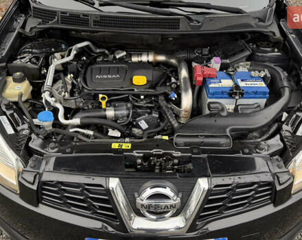 Черный Ниссан Кашкай, объемом двигателя 1.6 л и пробегом 263 тыс. км за 11700 $, фото 39 на Automoto.ua
