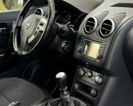 Черный Ниссан Кашкай, объемом двигателя 1.5 л и пробегом 172 тыс. км за 11999 $, фото 58 на Automoto.ua