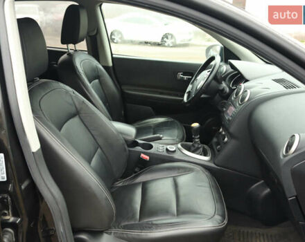 Чорний Ніссан Кашкай, об'ємом двигуна 1.6 л та пробігом 211 тис. км за 12250 $, фото 19 на Automoto.ua