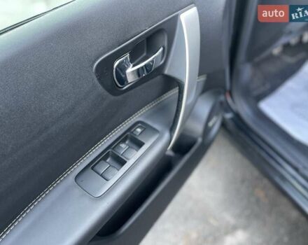 Чорний Ніссан Кашкай, об'ємом двигуна 1.6 л та пробігом 224 тис. км за 12400 $, фото 9 на Automoto.ua