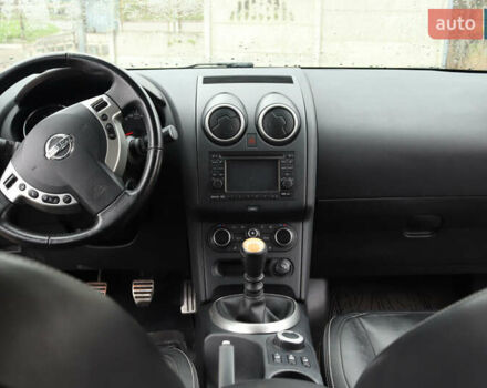 Чорний Ніссан Кашкай, об'ємом двигуна 1.6 л та пробігом 211 тис. км за 12250 $, фото 14 на Automoto.ua