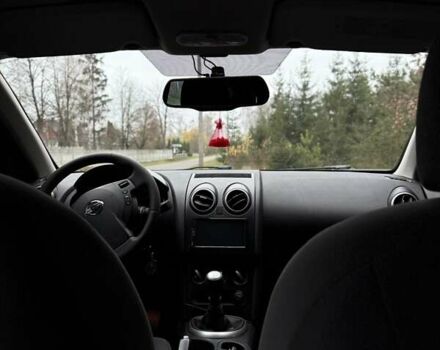 Чорний Ніссан Кашкай, об'ємом двигуна 1.46 л та пробігом 175 тис. км за 11200 $, фото 2 на Automoto.ua