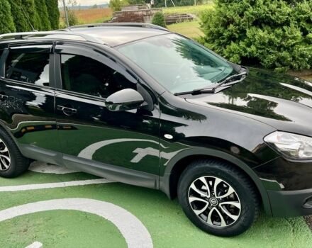 Черный Ниссан Кашкай, объемом двигателя 1.5 л и пробегом 220 тыс. км за 10500 $, фото 2 на Automoto.ua