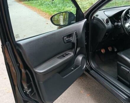 Черный Ниссан Кашкай, объемом двигателя 1.5 л и пробегом 210 тыс. км за 12500 $, фото 12 на Automoto.ua