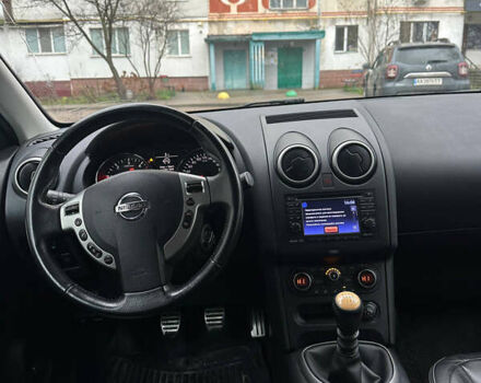 Чорний Ніссан Кашкай, об'ємом двигуна 1.6 л та пробігом 211 тис. км за 11950 $, фото 13 на Automoto.ua