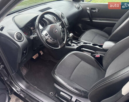 Черный Ниссан Кашкай, объемом двигателя 1.6 л и пробегом 160 тыс. км за 11950 $, фото 24 на Automoto.ua
