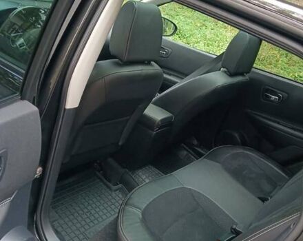 Черный Ниссан Кашкай, объемом двигателя 1.5 л и пробегом 210 тыс. км за 12500 $, фото 13 на Automoto.ua