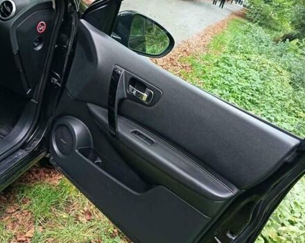 Черный Ниссан Кашкай, объемом двигателя 1.5 л и пробегом 210 тыс. км за 12500 $, фото 18 на Automoto.ua