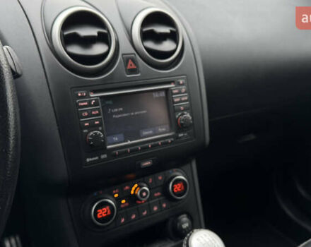 Черный Ниссан Кашкай, объемом двигателя 1.6 л и пробегом 263 тыс. км за 11700 $, фото 34 на Automoto.ua