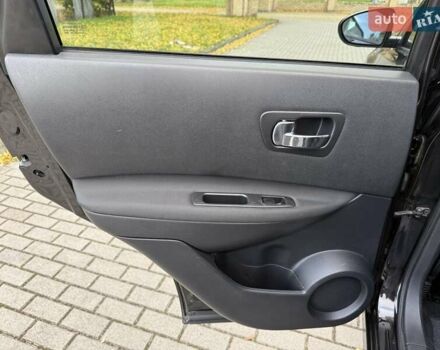 Черный Ниссан Кашкай, объемом двигателя 2 л и пробегом 240 тыс. км за 12599 $, фото 38 на Automoto.ua