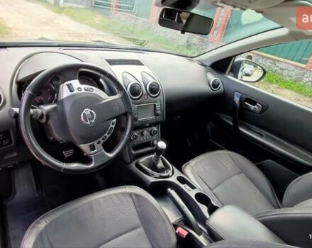 Черный Ниссан Кашкай, объемом двигателя 1.6 л и пробегом 203 тыс. км за 12700 $, фото 12 на Automoto.ua