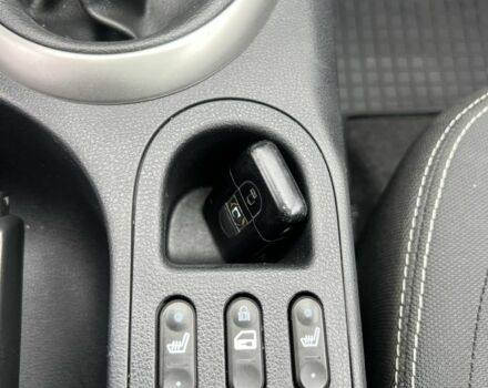 Черный Ниссан Кашкай, объемом двигателя 1.6 л и пробегом 226 тыс. км за 11555 $, фото 8 на Automoto.ua