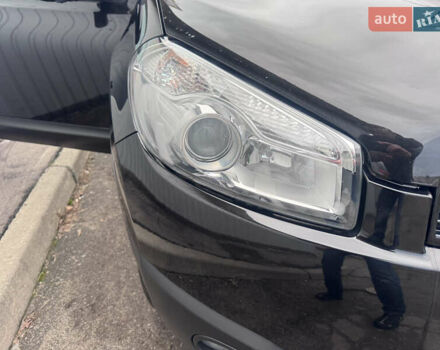 Черный Ниссан Кашкай, объемом двигателя 1.6 л и пробегом 160 тыс. км за 11950 $, фото 65 на Automoto.ua