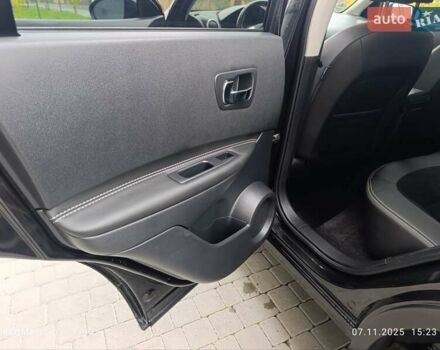 Чорний Ніссан Кашкай, об'ємом двигуна 1.6 л та пробігом 203 тис. км за 12300 $, фото 9 на Automoto.ua