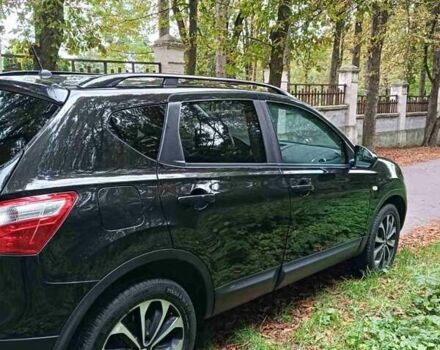 Черный Ниссан Кашкай, объемом двигателя 1.5 л и пробегом 210 тыс. км за 12500 $, фото 3 на Automoto.ua