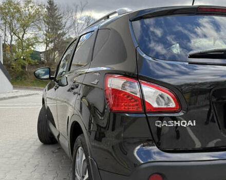 Чорний Ніссан Кашкай, об'ємом двигуна 2 л та пробігом 220 тис. км за 12300 $, фото 7 на Automoto.ua