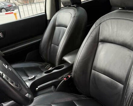 Чорний Ніссан Кашкай, об'ємом двигуна 2 л та пробігом 220 тис. км за 12300 $, фото 19 на Automoto.ua