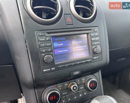 Черный Ниссан Кашкай, объемом двигателя 2 л и пробегом 240 тыс. км за 12800 $, фото 48 на Automoto.ua