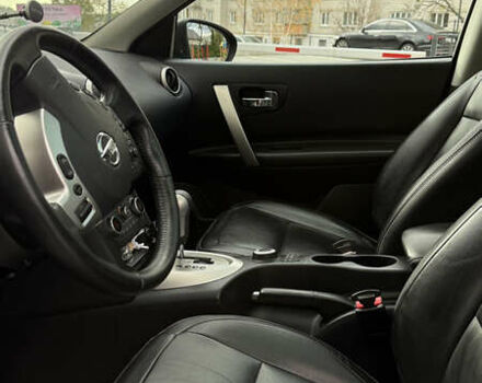 Чорний Ніссан Кашкай, об'ємом двигуна 2 л та пробігом 220 тис. км за 12300 $, фото 13 на Automoto.ua