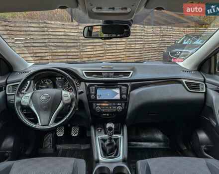 Чорний Ніссан Кашкай, об'ємом двигуна 1.6 л та пробігом 263 тис. км за 13900 $, фото 79 на Automoto.ua