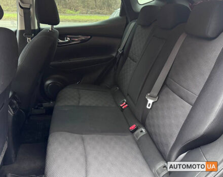 Черный Ниссан Кашкай, объемом двигателя 1.6 л и пробегом 130 тыс. км за 16000 $, фото 16 на Automoto.ua